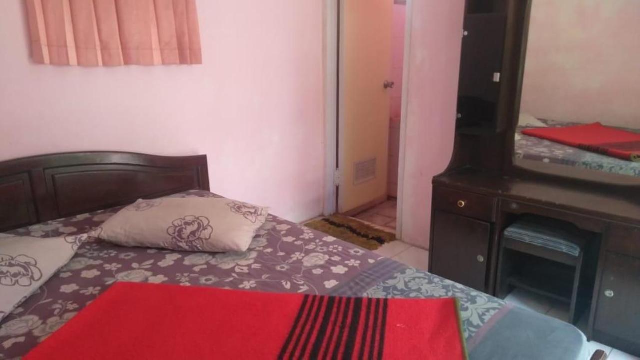 Villa Trijaya Batu  Extérieur photo